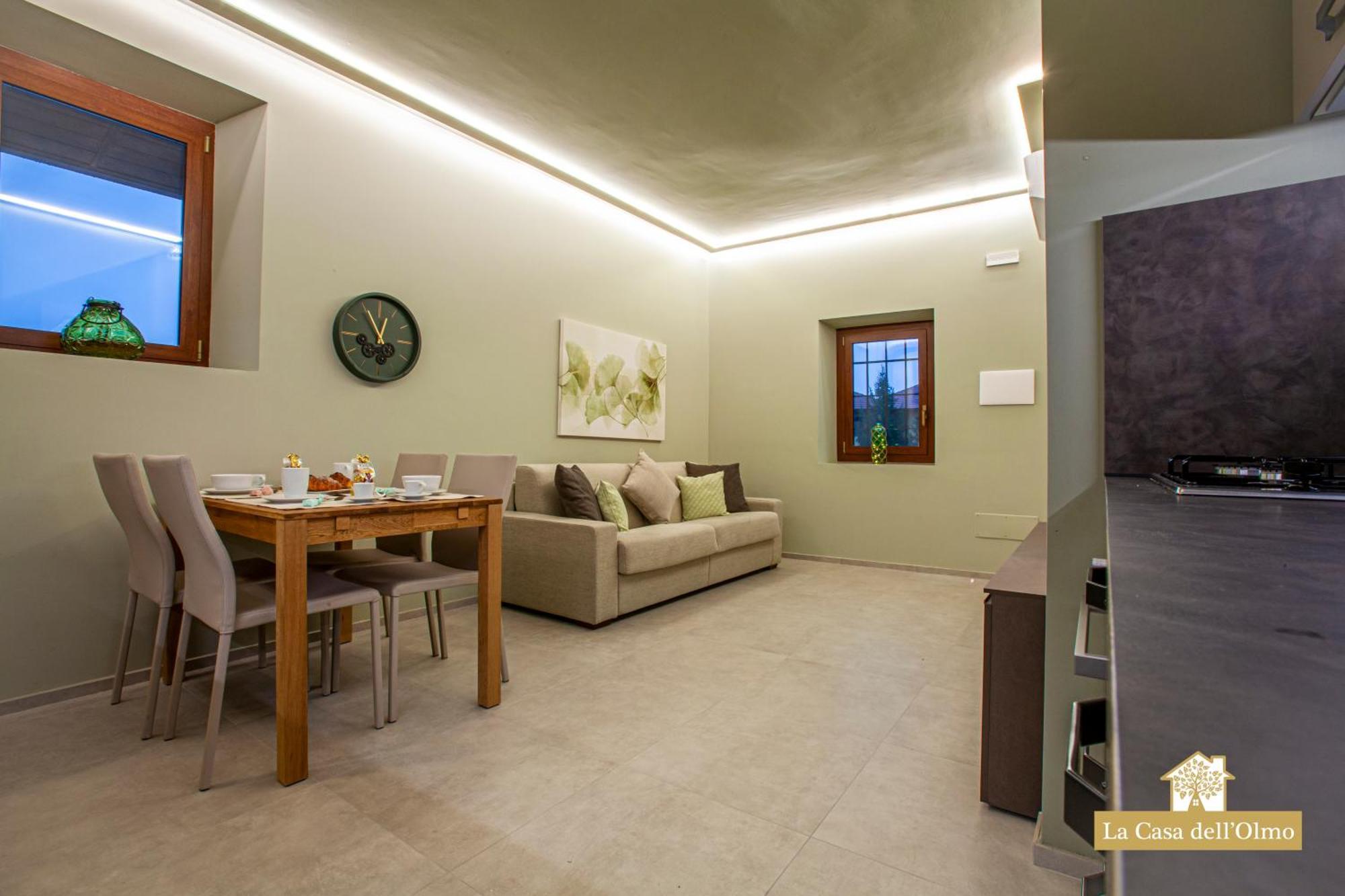 La Casa Dell'Olmo - Suite Apartment Cuneo Exterior photo